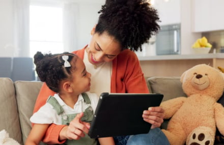 Mother and daughter video calling with Vox Zoom’s reliable fibre internet connection in South Africa